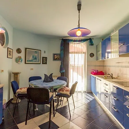 Apartamento Ruzana *
