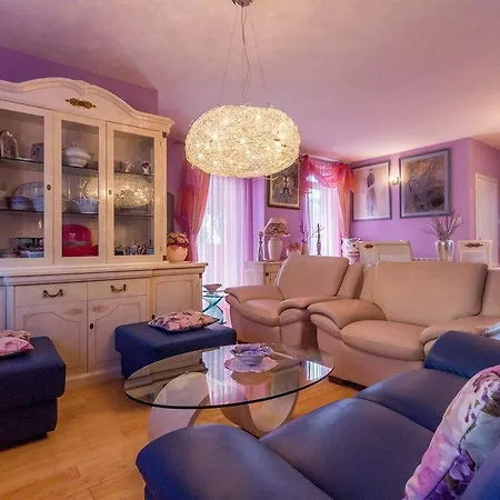 Ruzana Apartamento Pula