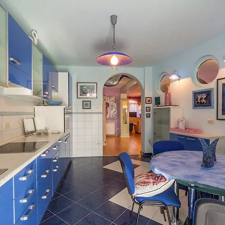 Ruzana Apartamento